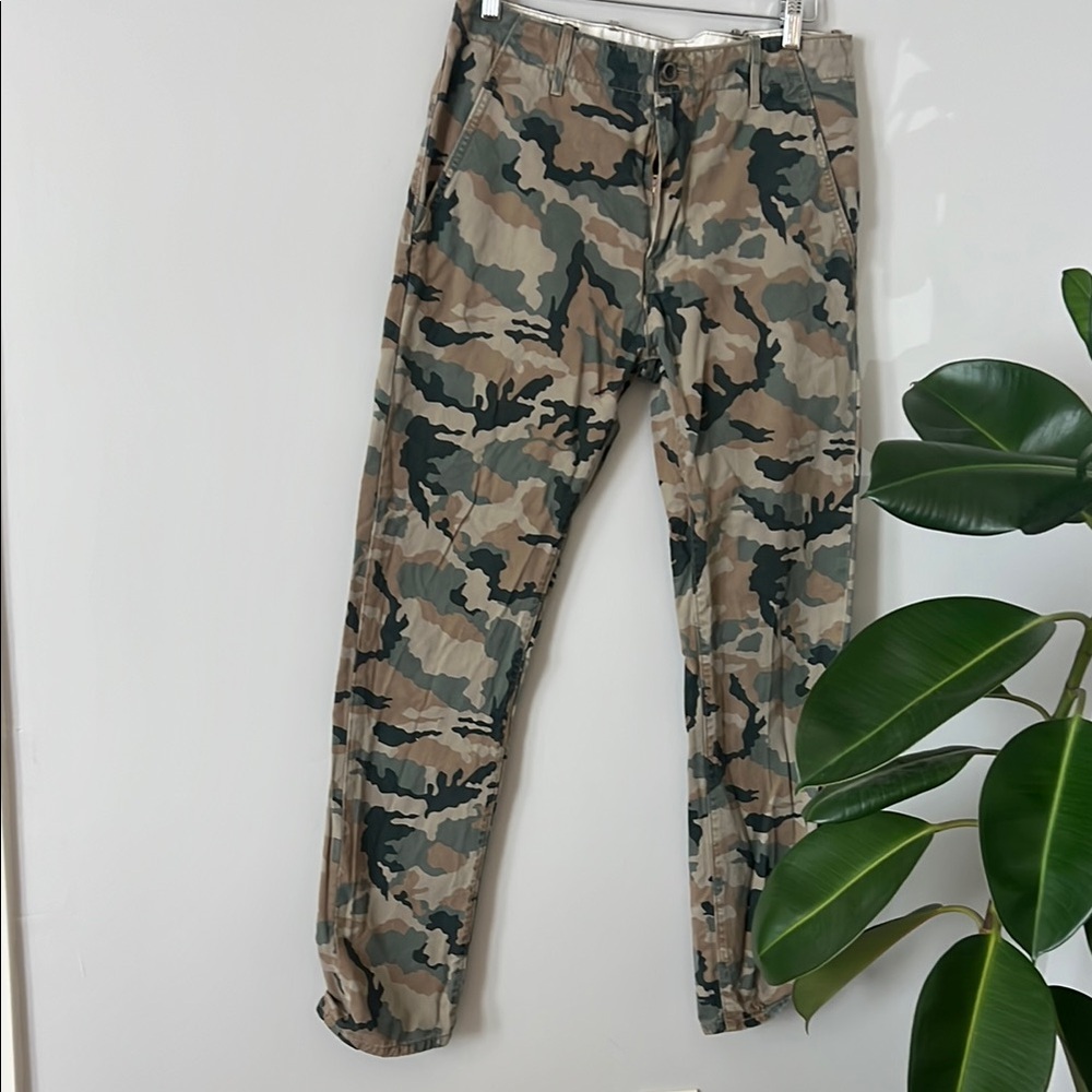 Levi’s Camouflage Cargo Pants